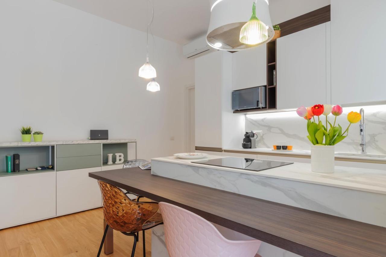 Design Premium Apartment In Center Milan - Homeunity Exterior photo